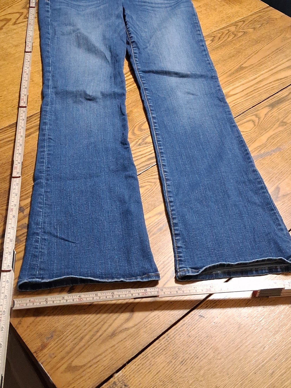 KUT FROM THE KLOTH Jeans Womens 6 BLUE FLARE FLARED Pants Preowned Boot Cut Kick